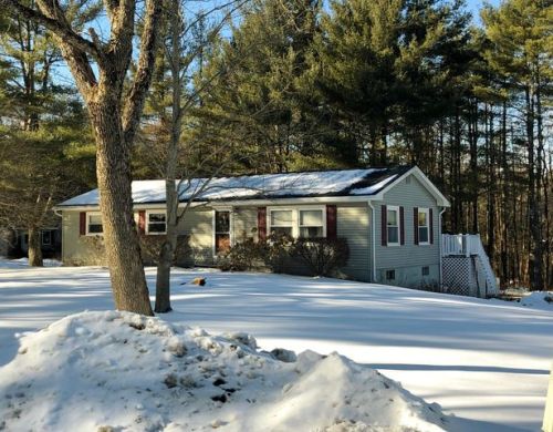 210 George St, Lee, MA 01238-9337