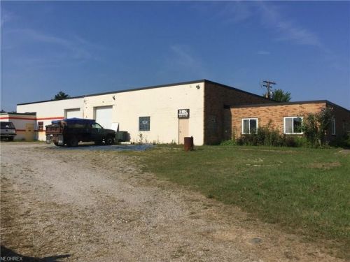 10479 Kinsman Rd, Newbury, OH 44065-9724