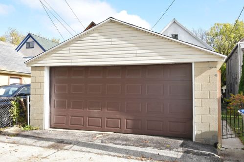 2553 12th St, Milwaukee WI 53215-3342 exterior