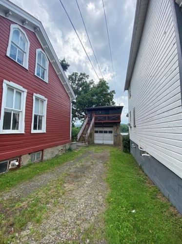 46 South Ave, Sewickley, PA 15143-2108