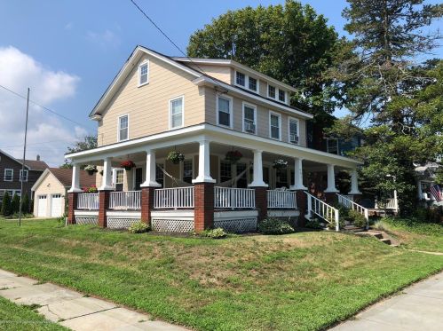 401 10th Ave, Belmar, NJ 07719-2314