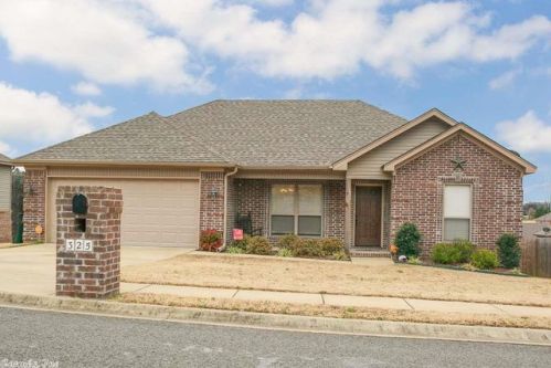325 Austin Creek Dr, Austin, AR 72007-9740