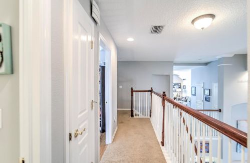 413 Islebay Dr, Ruskin FL  33572-3332 exterior