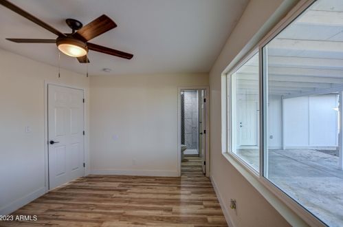 5813 37 Ave, Phoenix AZ 85053-4620 exterior