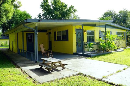 560 Pinecrest Dr, Bartow FL  33830-3243 exterior