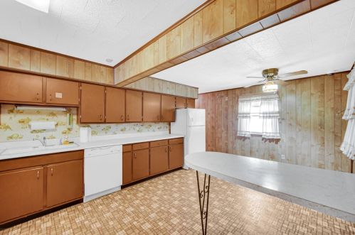 1029 175 St, Hammond IN 46324-3131 exterior