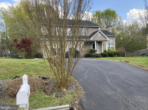 4208 Manette Dr, Fredericksburg, VA 22408-8728