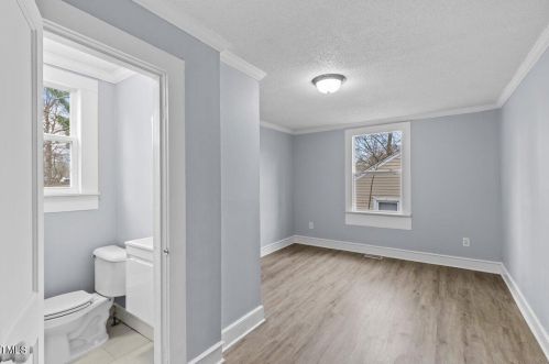 921 Graham St, Burlington NC  27217-6062 exterior