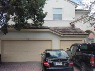 7311 17th Ct, Hollywood FL  33024-1001 exterior