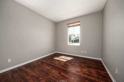 957 Queen Annes Ln, Beaumont CA  92223-7808 exterior