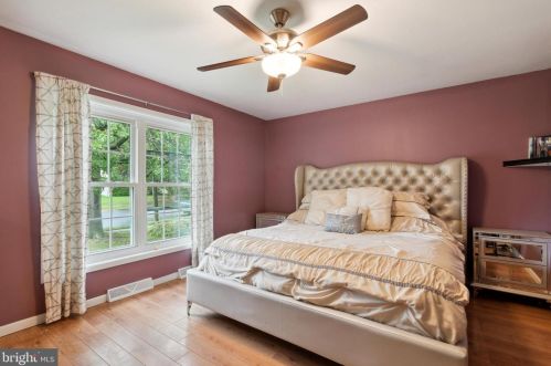 336 2 St, Florence NJ  08518-1401 exterior