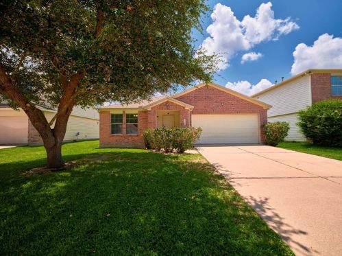 1131 Desert Willow Ln, Richmond, TX 77471-5894