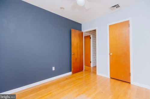 223 Meadow Dr, Yardley PA  19067-1311 exterior