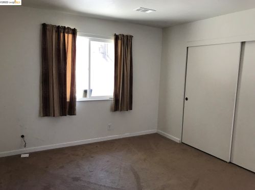 2609 Mendocino Dr, Pinole CA  94564-1120 exterior