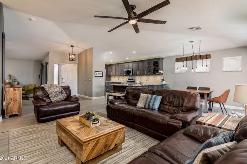 2534 Morgan Ct, Gilbert, AZ 85295-9100