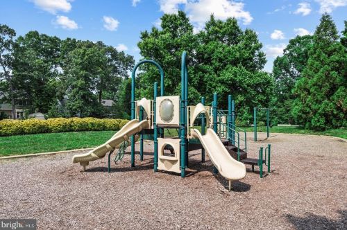 10100 Chatham Ct, Fredericksburg VA  22408-9566 exterior