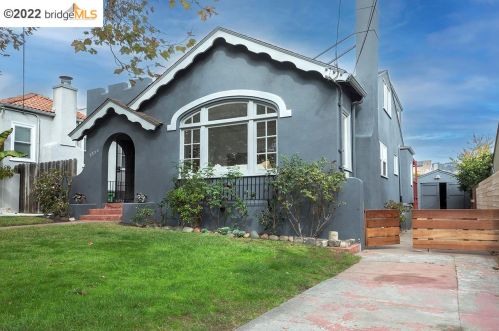 5350 Hillen Dr, Oakland, CA 94619-3218