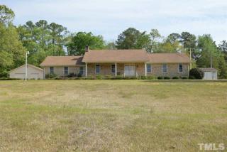 8355 Nc 27, Coats, NC 27521-9100