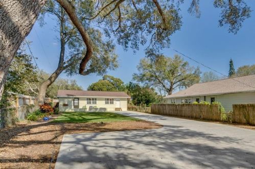 1701 Weeks Ave, Orlando, FL 32806-6442