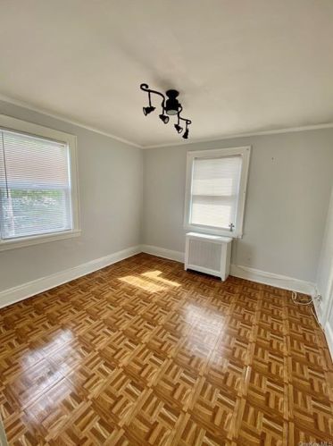 270 Sickles Ave, New Rochelle NY  10801-3710 exterior