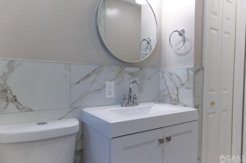 178 Louis Pl, Iselin NJ  08830-1236 exterior