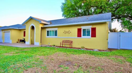 3022 Castle Harbor Dr, Orlando, FL 32827-5224