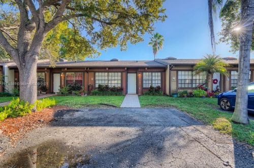13506 102nd St, Miami, FL 33186-2826