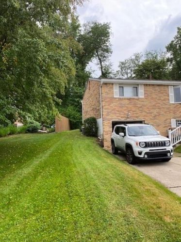 350 Springwood Dr, Verona PA  15147-2622 exterior