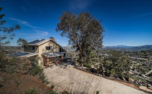 11570 Osage Trl, Lakeside CA  92040-5365 exterior