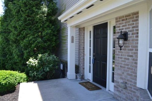 395 Riverbend Dr, Covington, KY 41016-1711