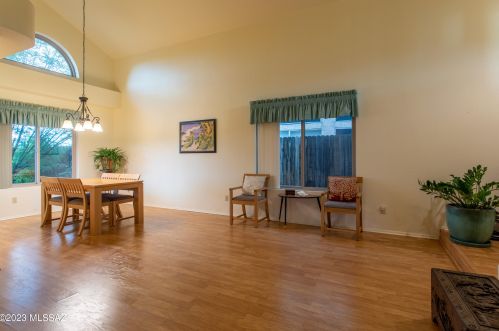 1371 Culpepper Ave, Tucson AZ  85745-3300 exterior