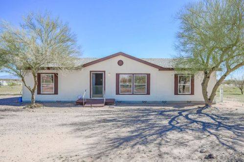 38044 Moreland St, Tonopah, AZ 85354-7146