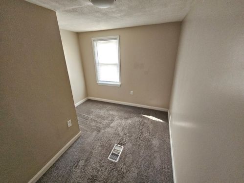 915 6th Ave, New Brighton PA  15066-1930 exterior
