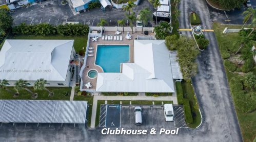 199 Village Dr, Fort Pierce, FL 34952-7705