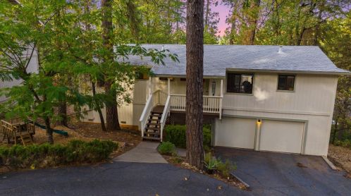 11726 Upper Circle Dr, Grass Valley CA  95949-6666 exterior
