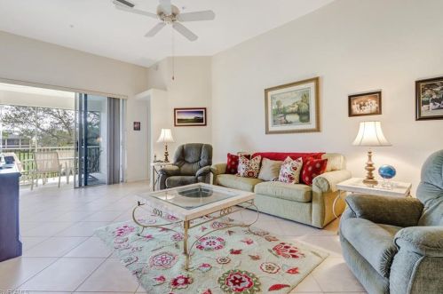 630 Lalique Cir, Naples, FL 34119-1346
