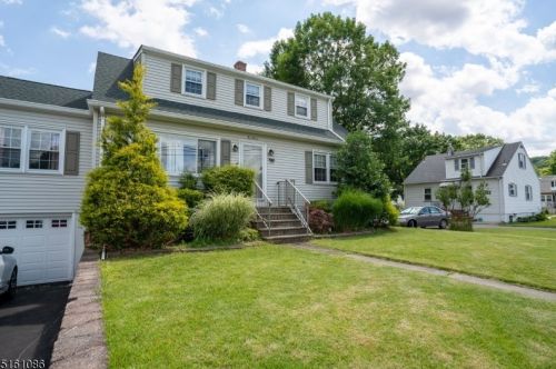 130 Overlook Ave, Paterson, NJ 07508-2546