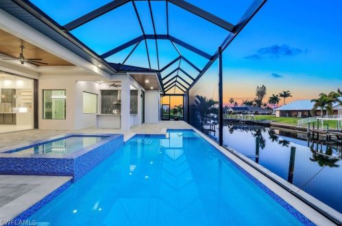 5021 10th Ave, Cape Coral, FL 33914-7397