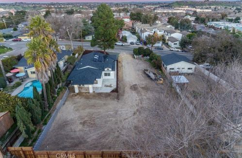 143 Vine St, Lake Nacimiento CA  93446-3736 exterior