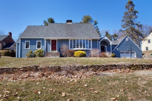 61 Plymouth Ln, Manchester, CT 06040-4403