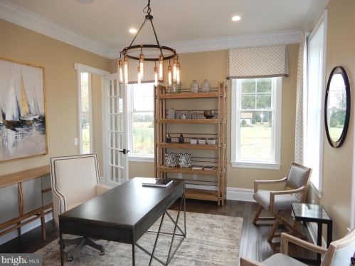 650 Holland Rd, Southampton PA 18966-1819 exterior