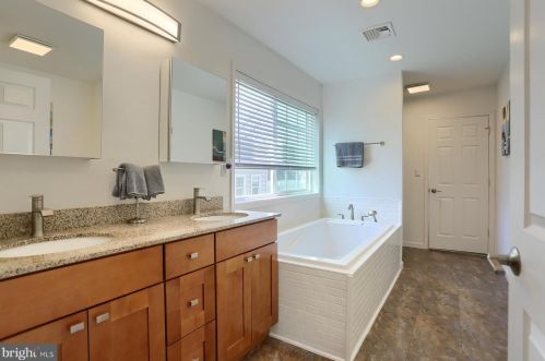 404 Coover St, Navy Sup Dpt PA  17055-4225 exterior