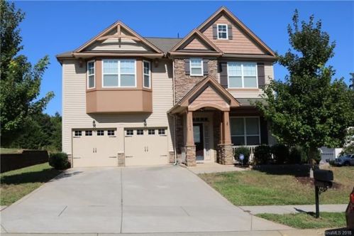 12604 Congregation Dr, Charlotte, NC 28278-8164
