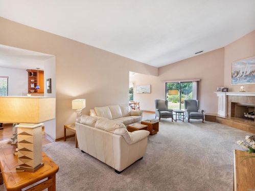 1423 Fry Ct, Benicia CA  94510-2576 exterior