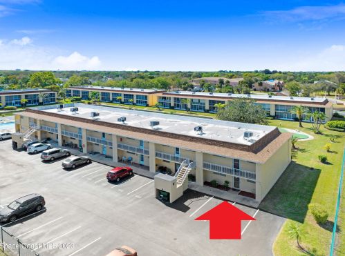 2135 Courtenay Pkwy, Merritt Island FL  32953-4261 exterior