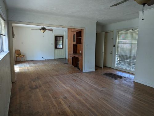 307 Main St, Farmersville, TX 75442-0022