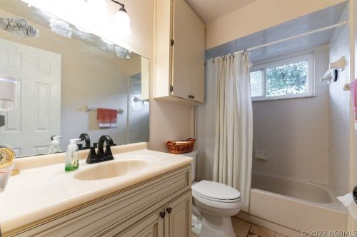 2033 Brewster Dr, Deltona FL  32738-9597 exterior