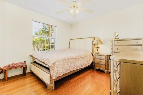 4199 Los Altos Ct, Naples FL  34109-1315 exterior