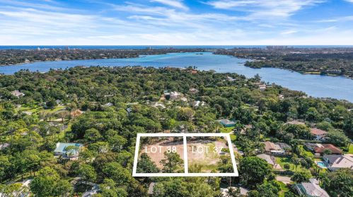 5599 Hibiscus Rd, Jupiter, FL 33458-3428