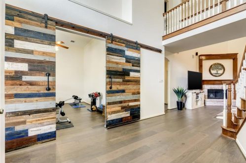 5701 Maidstone Dr, Richardson TX  75082-4970 exterior